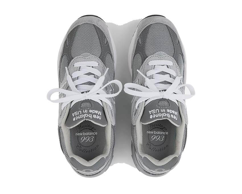 New Balance 993 W Made in USA Grey — vue arrière silhouette femme