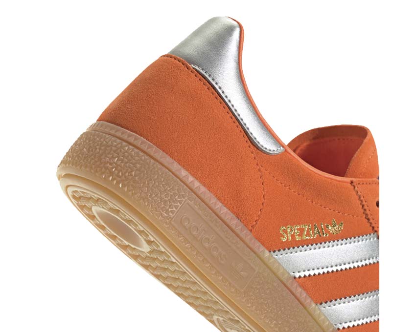 Adidas Handball Spezial Alumina Dark Brown — vue trois quarts avant