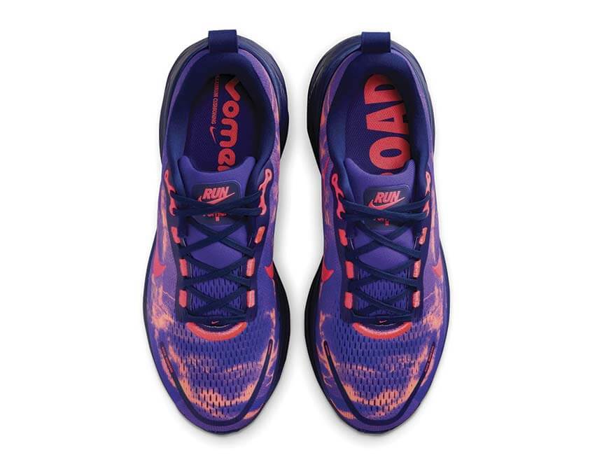 Nike Vomero 18 Indigo Burst — vista frontale