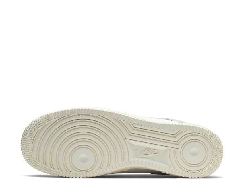 Nike Air Force 1 LV8 Platinum Tint — vista superior