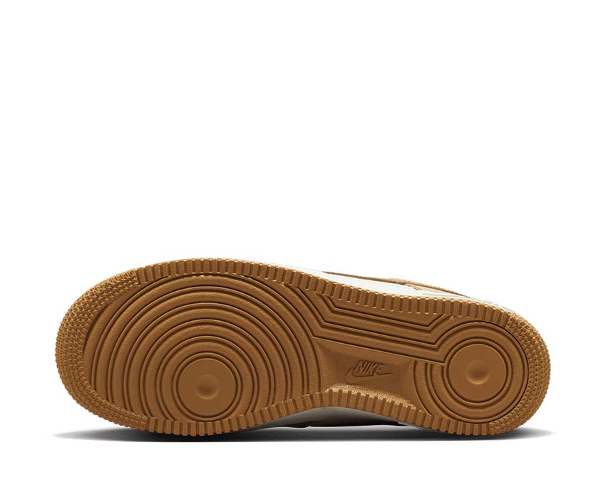 Nike Air Force 1 LXX Vachetta Tan Flax Sail — vista tre quarti