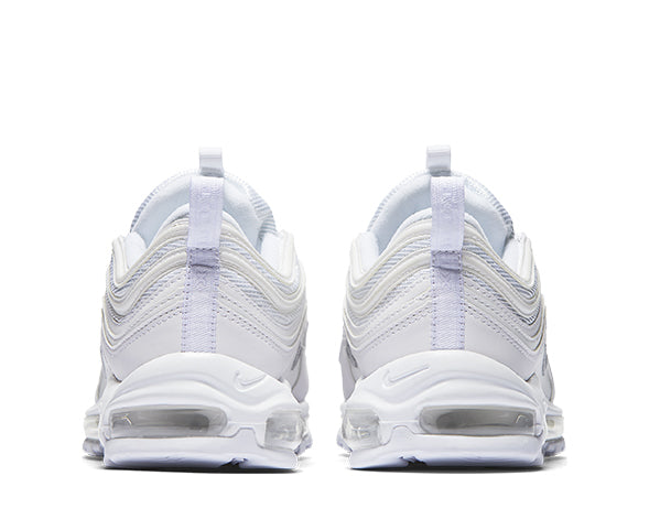 Nike Air Max 97 White detalle — parte superior de malla blanca premium