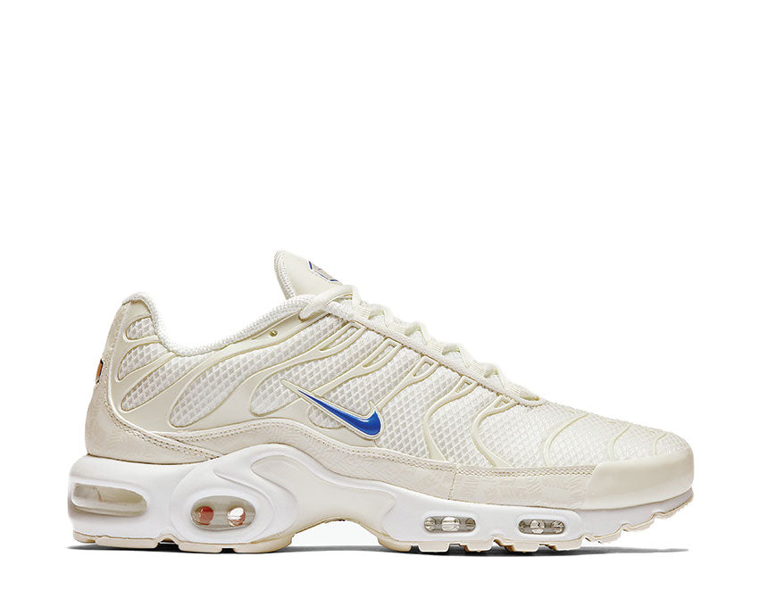 Nike air max plus sail hotsell