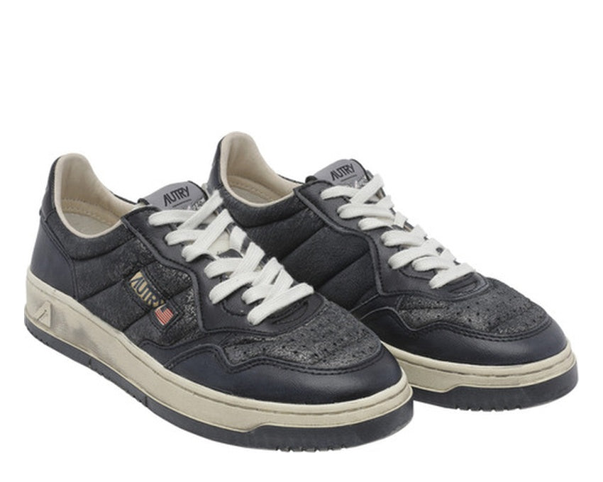 Autry Sup Vint Low "Padded Black"