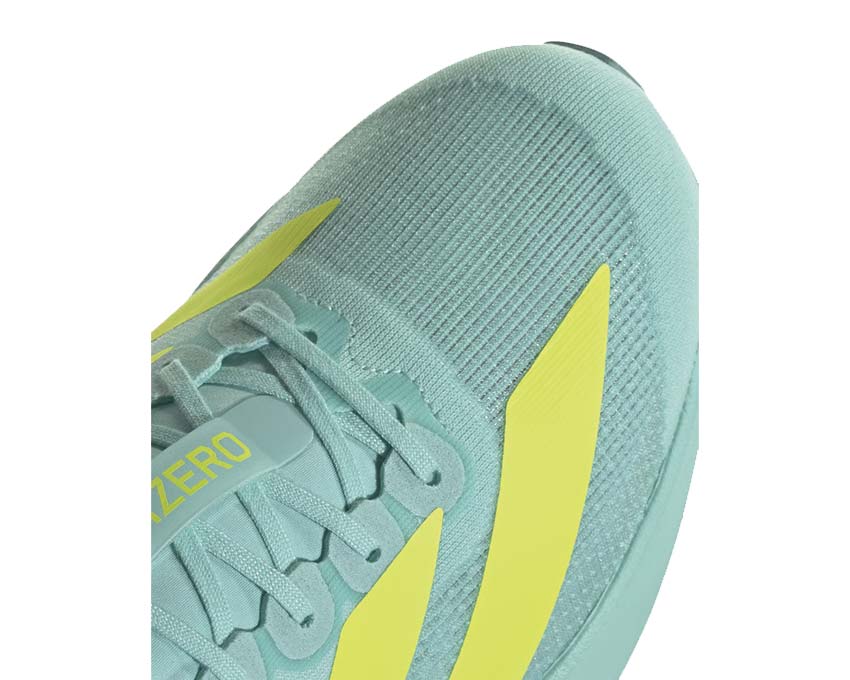 Adidas Adizero Evo SL Flash Aqua Seitenansicht — minimalistische Konstruktion