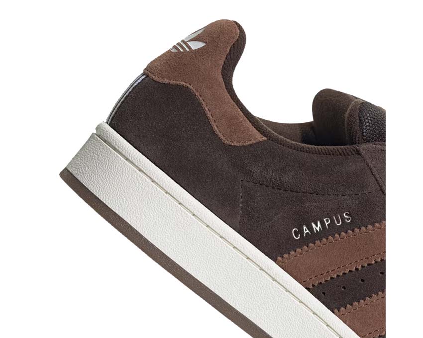 Adidas Campus 00s Dark Brown Detail — brauner Wildleder-Schaft und 3 Wildleder-Streifen