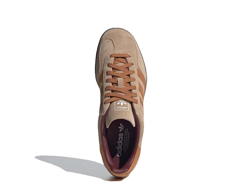 Adidas Gazelle Indoor Sandstone — vue arrière talon emblématique