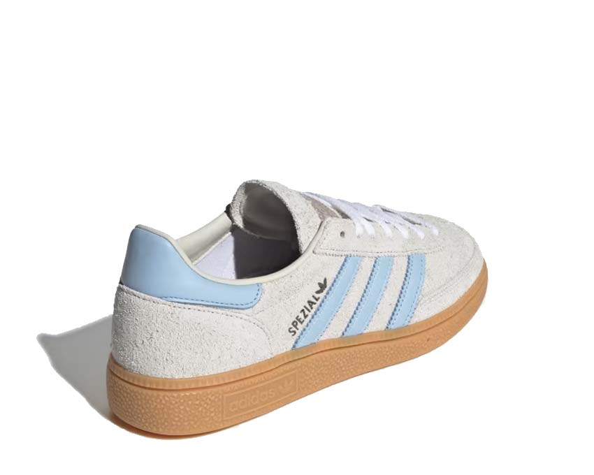 Adidas Handball Spezial Clear Sky détail — tige suède bleu ciel clear sky