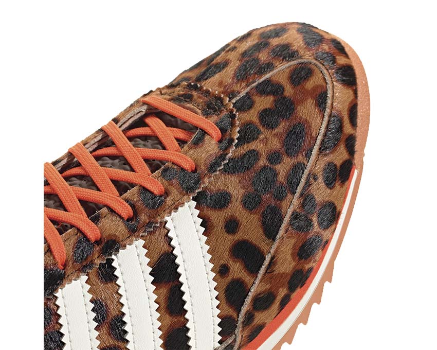Adidas SL 72 OG W Leopard Print Seitenansicht — kontrastierende Three Stripes