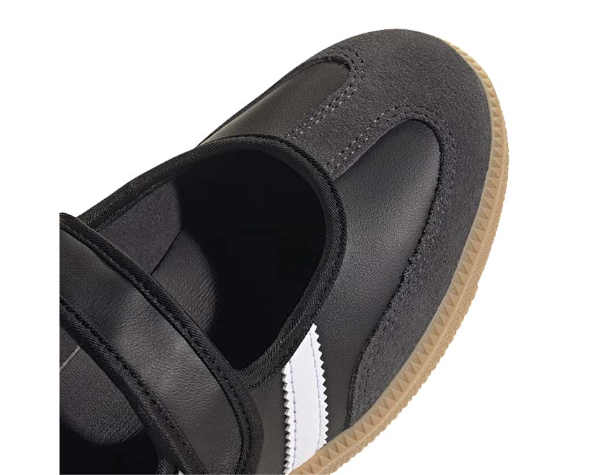 Adidas Samba Jane W Cloud White Carbon lateral view — feminine slimmed silhouette
