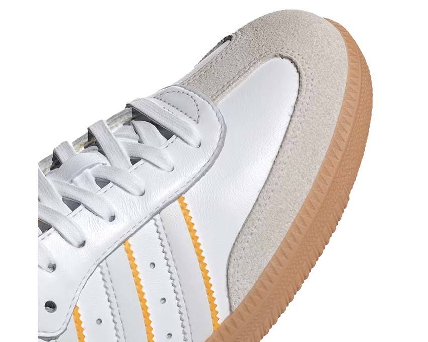 Adidas Samba OG White Crystal White Yellow détail — tige cuir et empiècements jaune