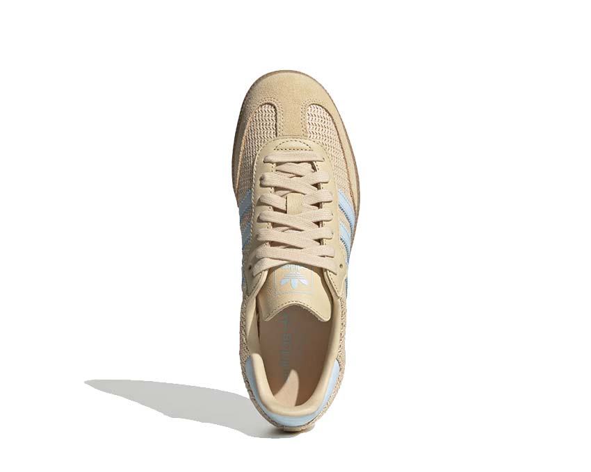 Adidas Samba OG Sand Strata dettaglio — pannello scamosciato e Sky Tint