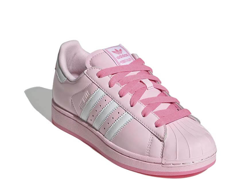 Adidas Superstar II Care Bears détail graphique — motifs ventre emblématiques