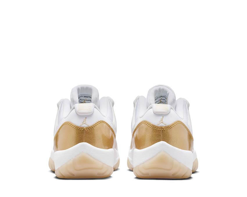 Air Jordan 11 Retro Low Mothers Day dettaglio — ricami floreali Mothers Day