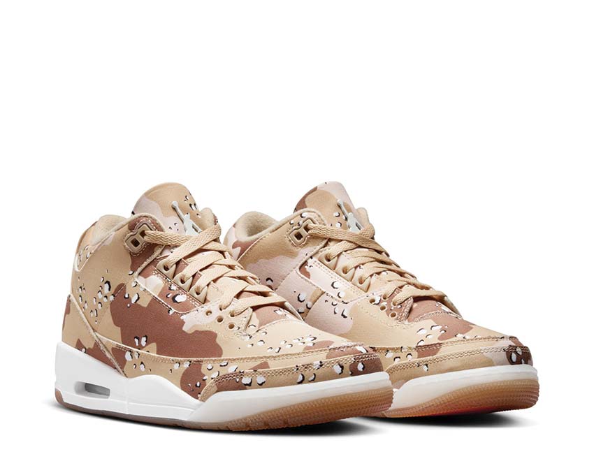 Jordan Air Jordan 3 Retro Desert Camo Driftwood Seitenansicht — Tex Camo Unisex