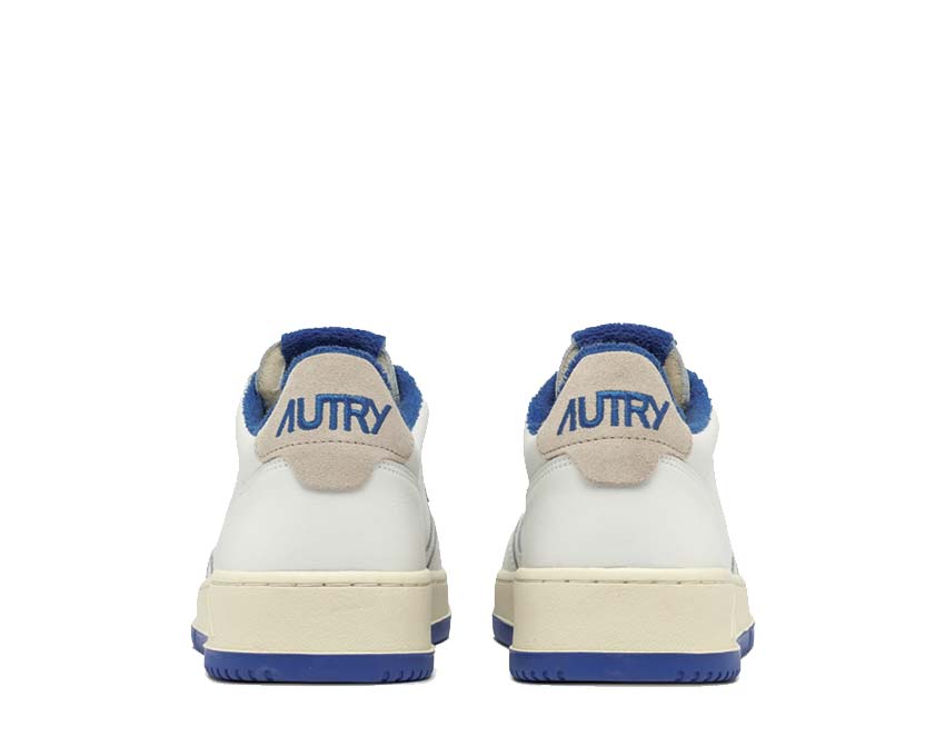Autry Medalist Low Virgin Sponge White Peach detalle — paneles de colores