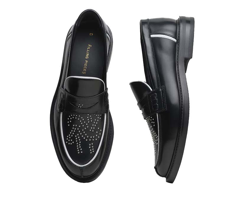 Filling Pieces Loafer Gowtu Studs Black detail — decorative Gowtu studs