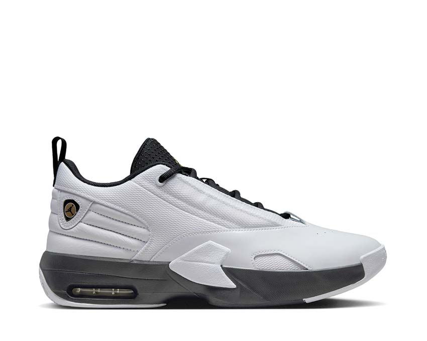 Jordan Max Aura 6 White Metallic Gold Black — sneakers homme lifestyle Max Air