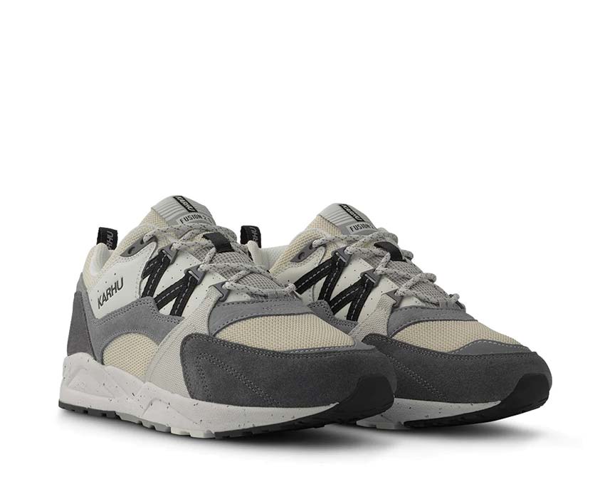 Karhu Fusion 2.0 Jet Black semelle — semelle FULCRUM technologie finlandaise
