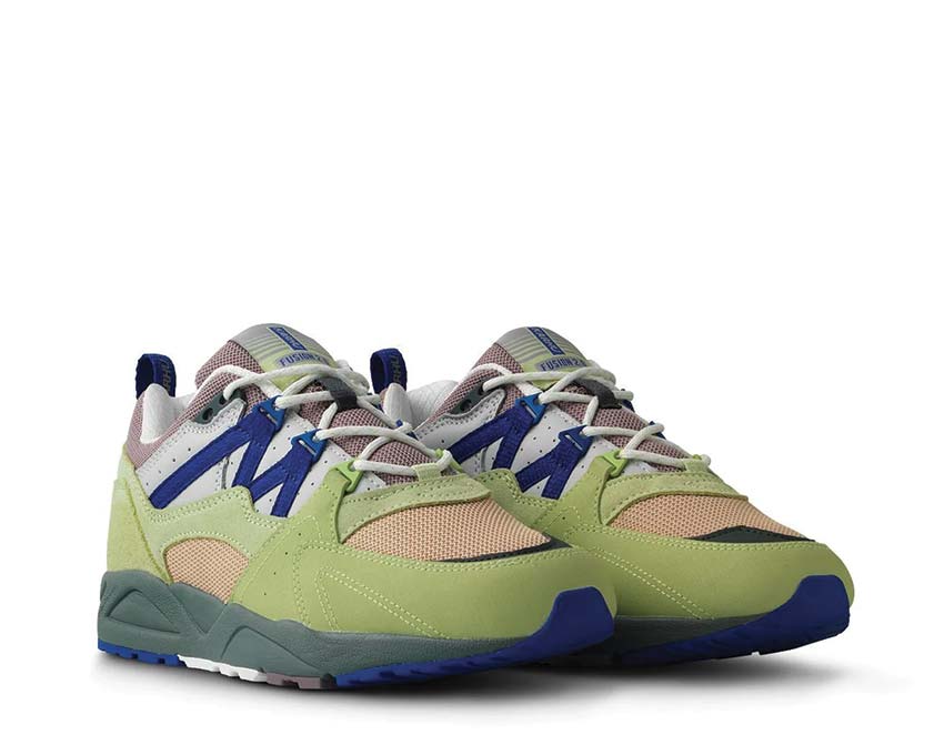 Karhu Fusion 2.0 Shadow Lime/Amparo Blue vue latérale — mesh respirant