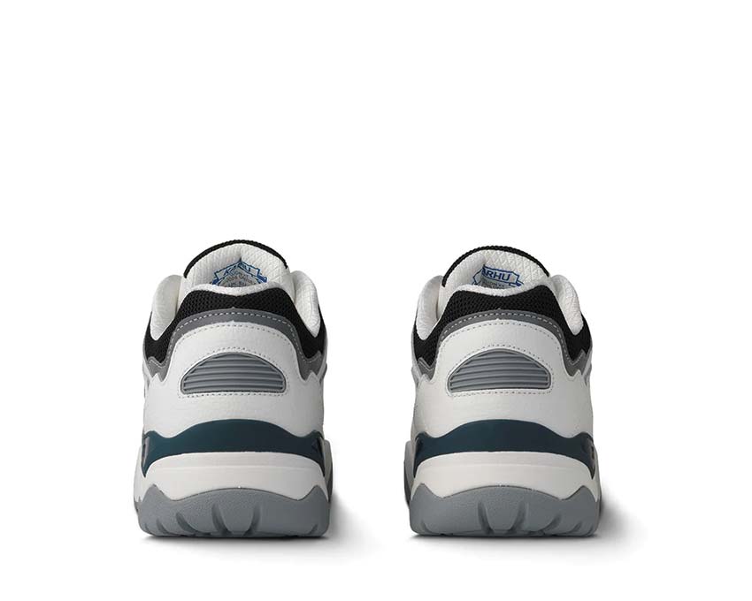 Karhu Fusion XT Bright White Deep Dive Detail — Karhu Bär-Logo zweifarbig