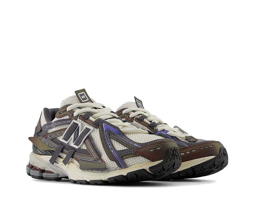 New Balance 1906A Classic Crimson/Sea Salt/Black Cement vista laterale — tomaia in mesh traspirante