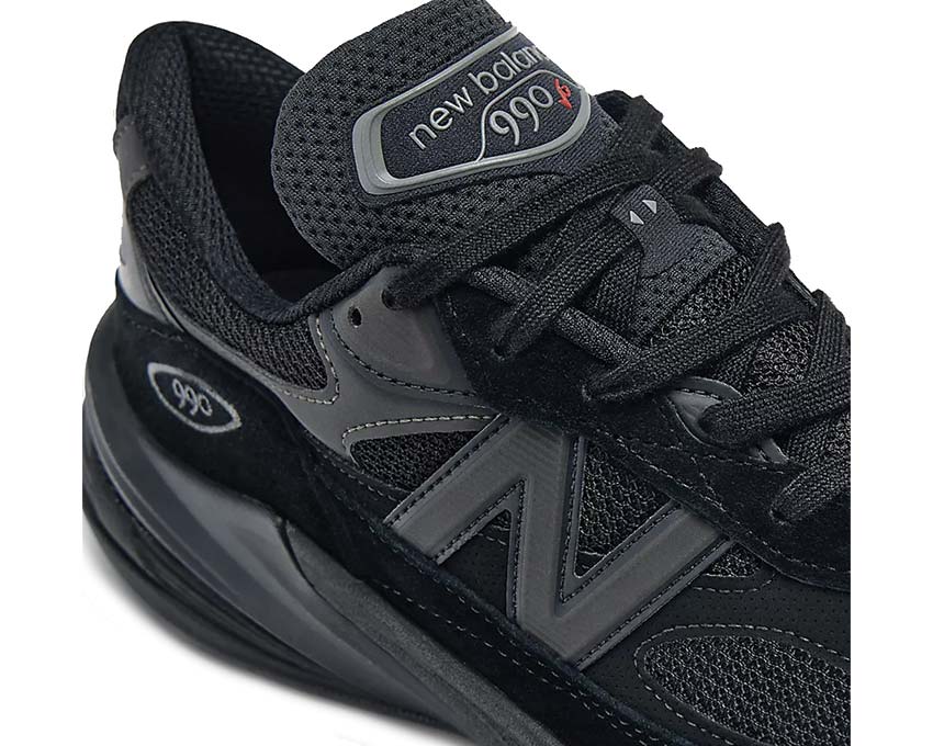 New Balance 990v6 Made in USA Triple Black vista lateral — monocromo premium