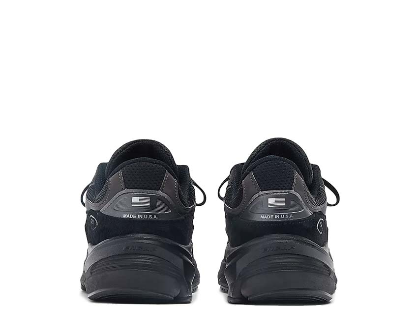 New Balance 990v6 Made in USA Triple Black detalle — ante y mesh negros
