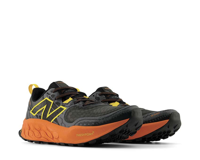 New Balance Fresh Foam X Hierro v8 MTHIERH8 vista lateral — upper reforzado protección