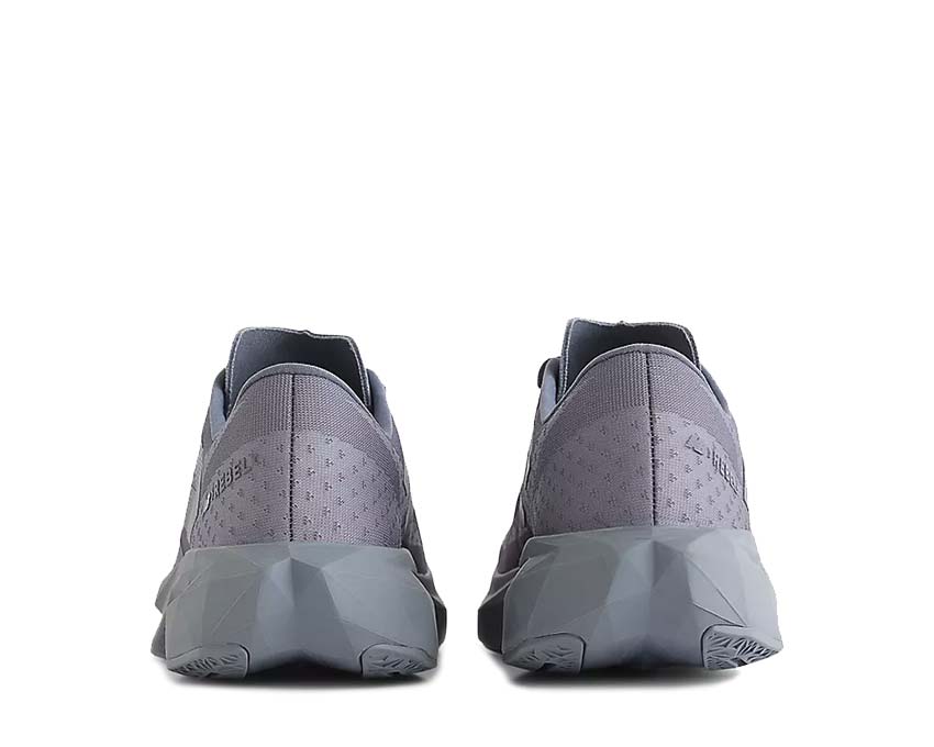 New Balance FuelCell Rebel V4 Dark Arctic Grey semelle — légèreté et réactivité FuelCell