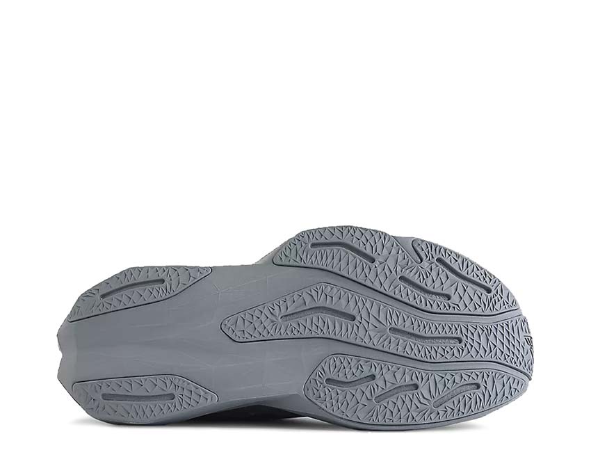 New Balance FuelCell Rebel V4 Dark Arctic Grey — vue avant coloris gris arctique