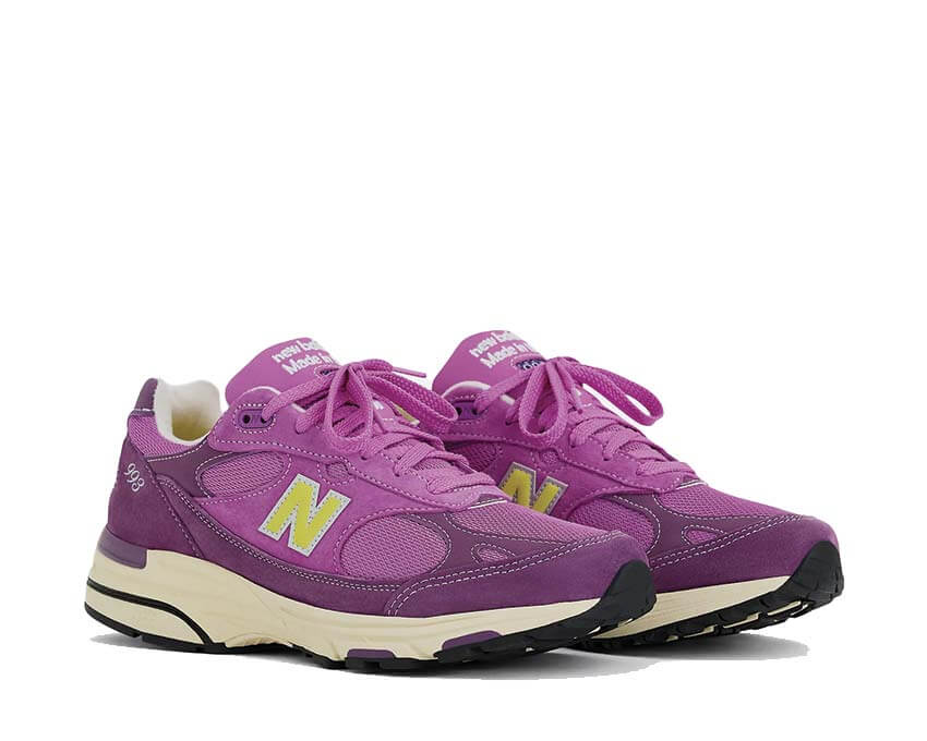 New Balance 993 Passion Fruit vue latérale — tige multimatière rose vif Made in USA