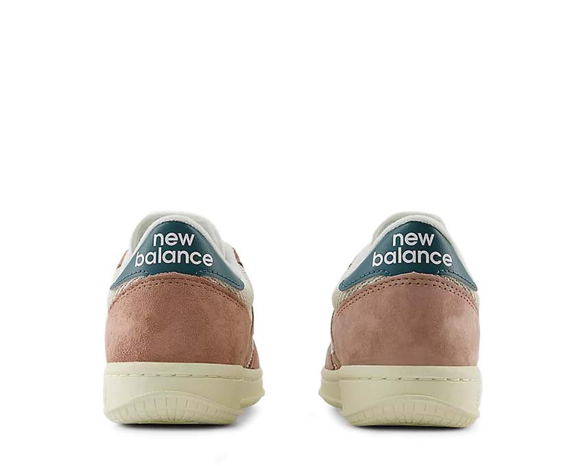 New Balance T500 Landslide/Linen/New Spruce semelle — semelle gomme plate tennis court