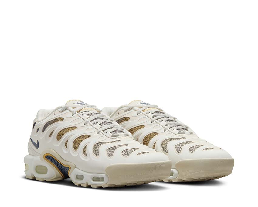 Nike Air Max Plus Drift FZ4748-100