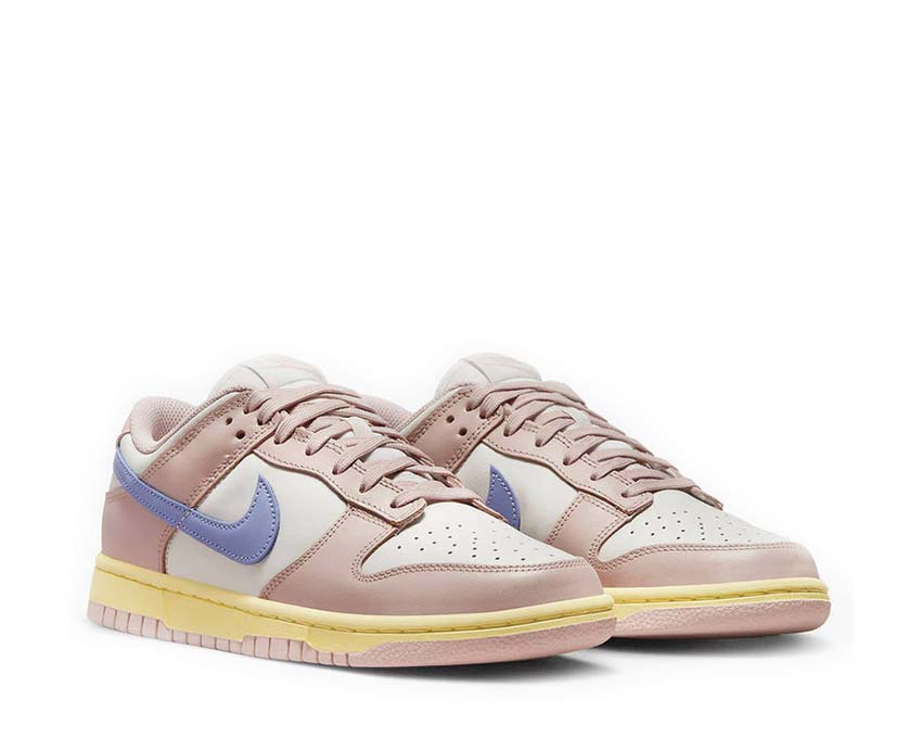 Nike Dunk Low Pink Oxford Light Thistle vista laterale — pelle morbida