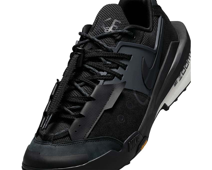  Nike Zegamadome x Sacai HQ8618-001