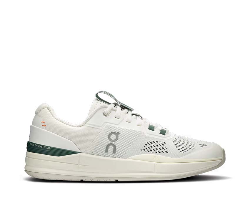 On The Roger Pro White/Evergreen — sneaker tennis lifestyle Roger Federer