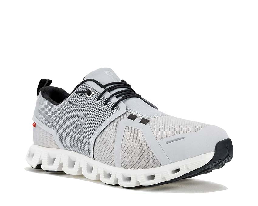 On Cloud 5 W Glacier/White vista laterale — tomaia leggera scarpa running donna