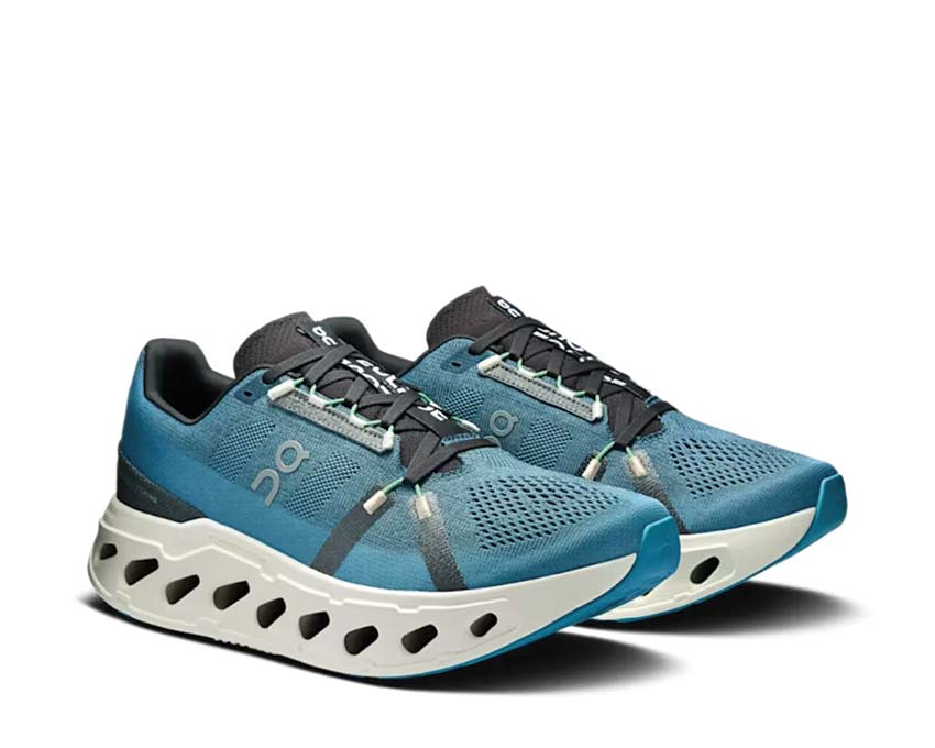 On Cloudeclipse Niagara vista lateral — amortiguación doble capa running