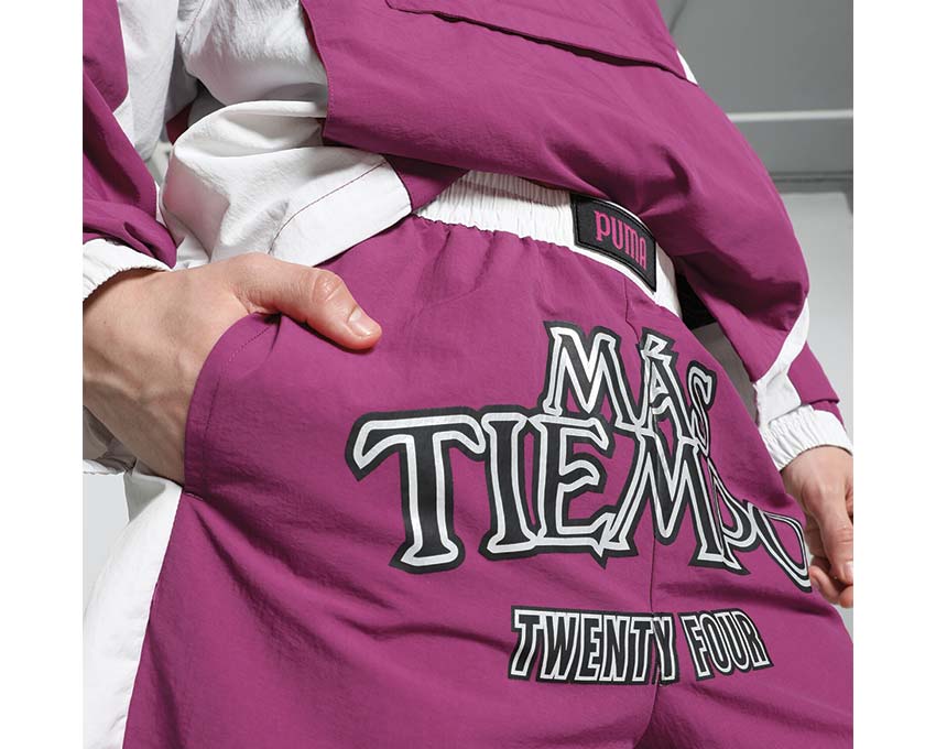 Puma x Más Tiempo Shorts Magenta détail — détail imprimé Más Tiempo