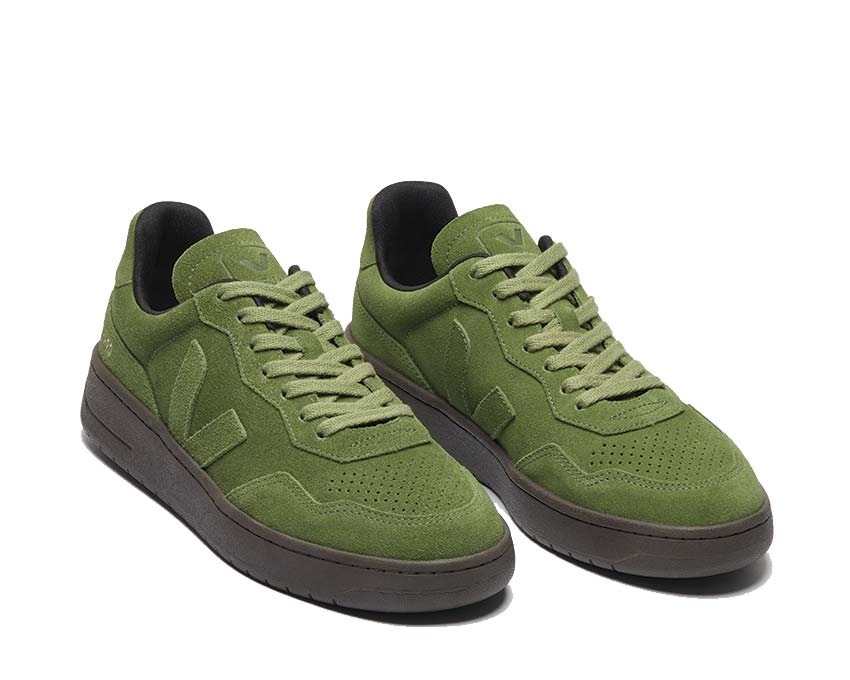 Veja V-90 Suede Militar Eagle vue latérale — daim militaire caoutchouc naturel