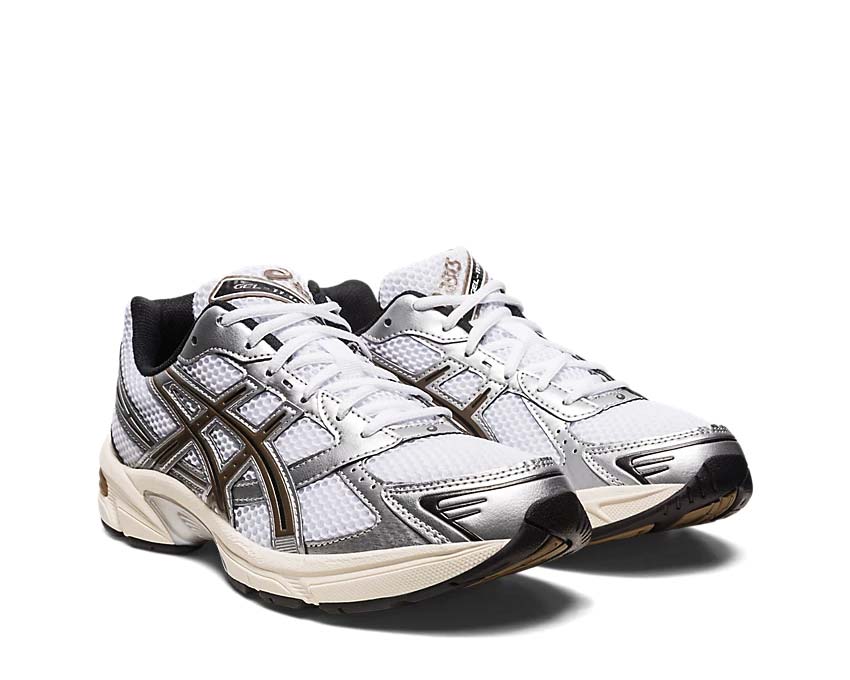 Asics Gel 1130 White/Clay Canyon vista lateral — parte superior mesh y overlay retro