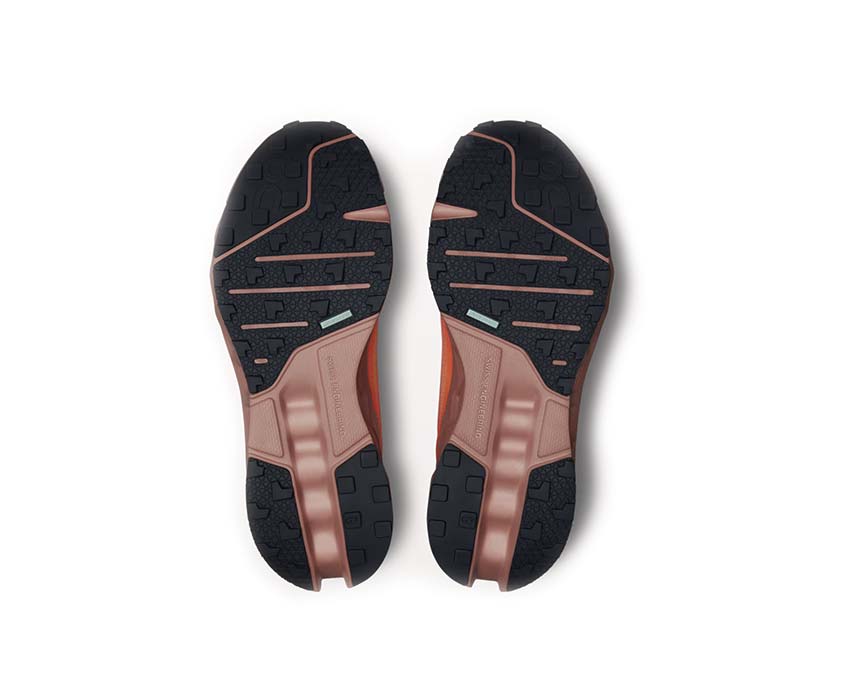 On Cloudsurfer Trail Flame/Dustrose détail — tige mesh trail homme