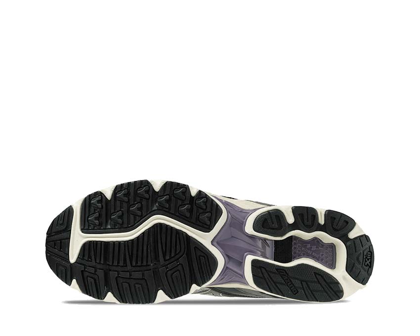 Mizuno Wave Rider 10 Yokai Grey detail — Japanese Yokai pattern upper