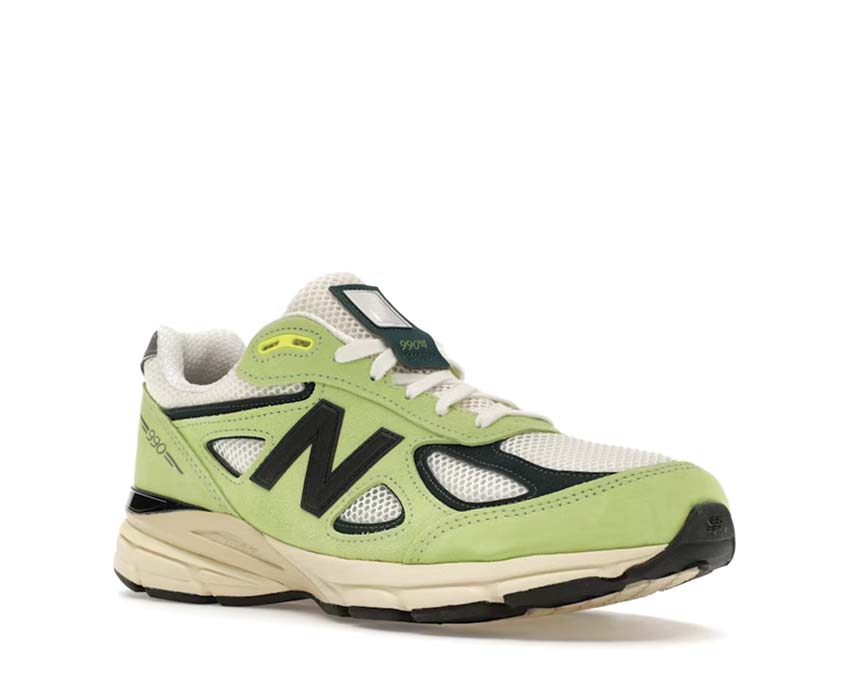New Balance 990v4 Made in USA Hi-Lite vue latérale — tige en daim et mesh premium