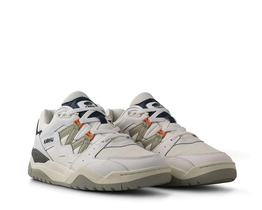 Karhu Fusion XT Cloud Dancer/Agate Grey vista lateral — mesh transpirable