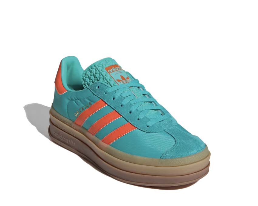 Adidas Gazelle Bold W lateral — perfil suela plataforma XXL gruesa