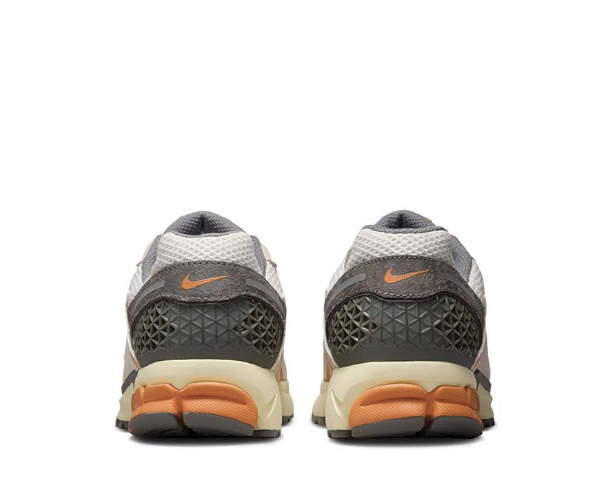 Nike Zoom Vomero 5 "Copper Moon"