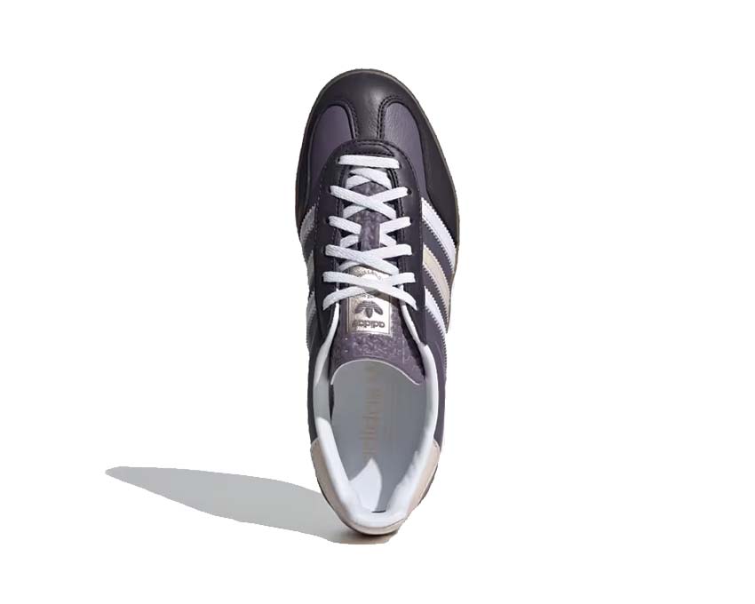 Adidas Gazelle Indoor W Shadow Violet dettaglio — Three Stripes Cloud White ricamati