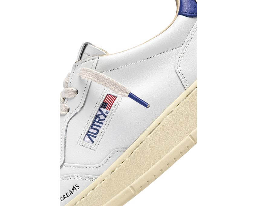 Autry Medalist Low vue latérale — cuir premium bicolore sport